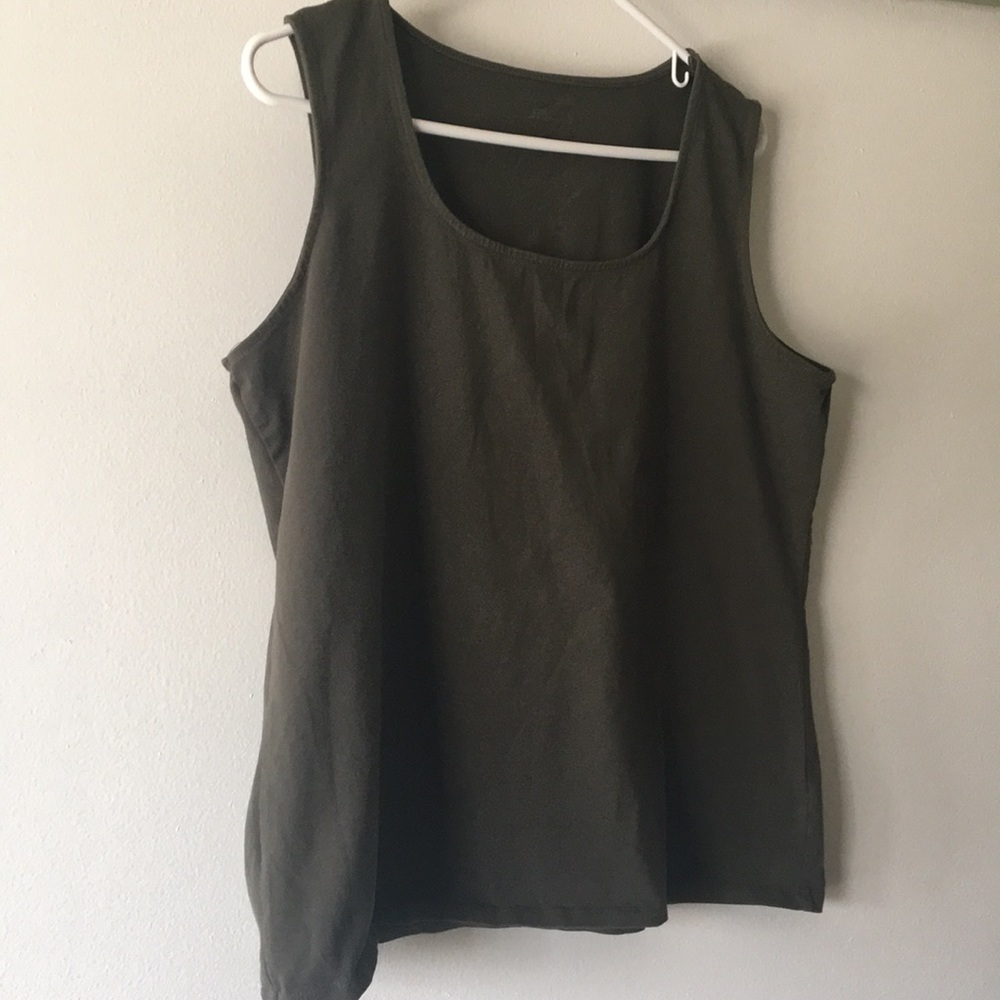 Coldwater Creek tank. Size 1X (18). Dark sage.